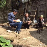 千亩荒坡种满猕猴桃,这里面充满